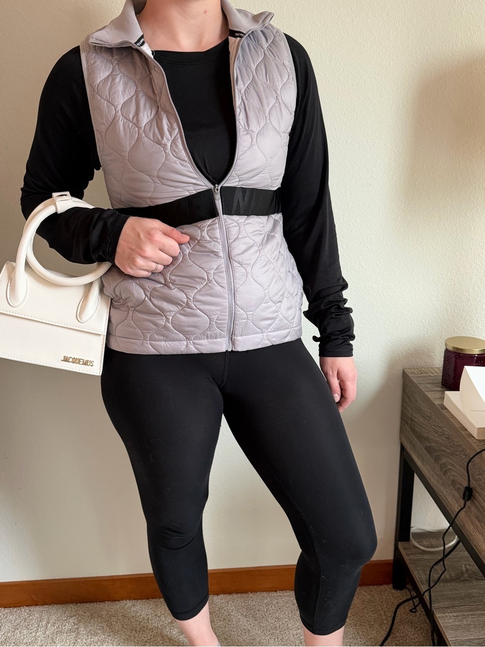 Nike running quilted gray zip up vest